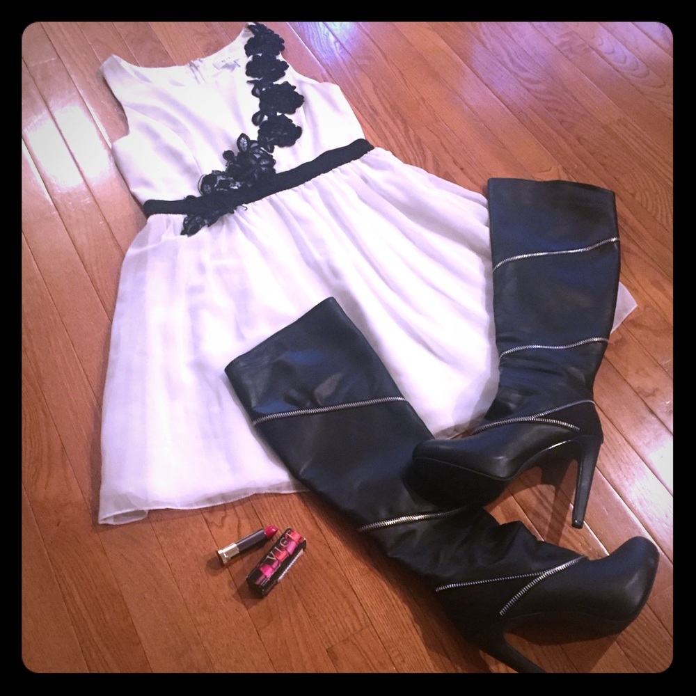 Winter White a. drea Party Dress - L